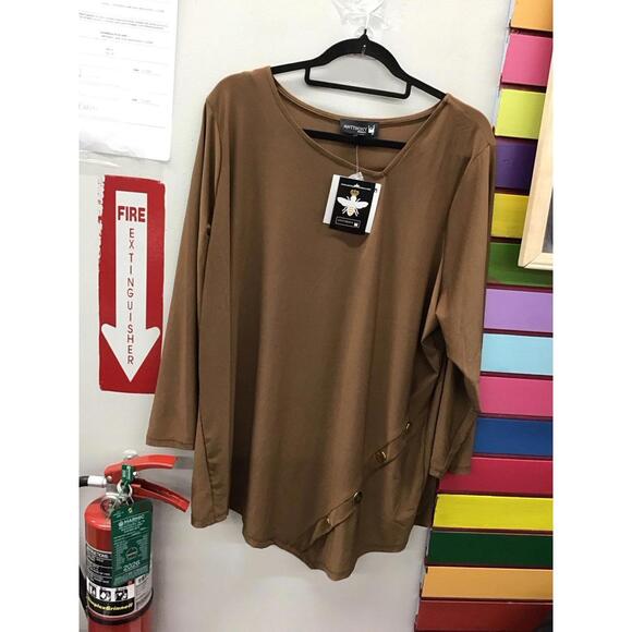 Antthony Tops - Antthony womens asymetrical blouse size 2X brown new from HSN